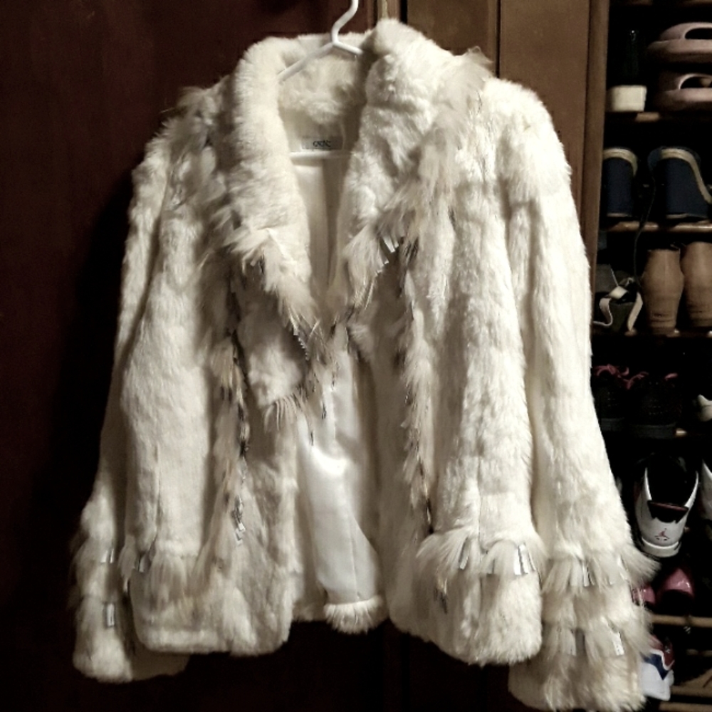 Cach'e fur coat